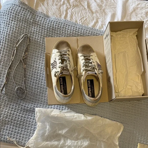 Golden Goose Cream and Tan Sneakers with Zebra Accent - Picture 2 of 4